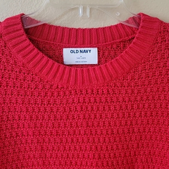Old Navy Red Chunky Knit Tunic Length Sweater - Size Medium - Picture 2 of 8